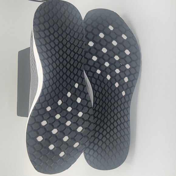 New Balance Fresh Foam Arishi V3 - Picture 5 of 6